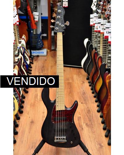 Lorita Fantone Trans Black 5